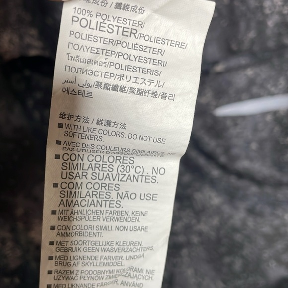 Under Armour | Women’s Pullover Windbreaker Size Medium - Picture 7 of 7